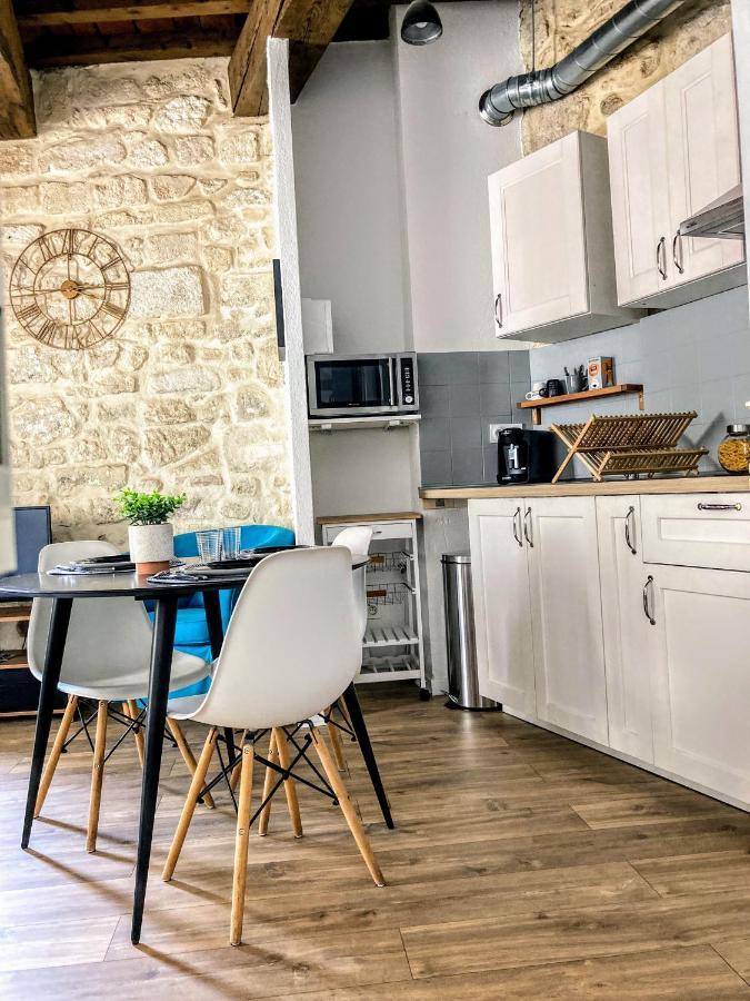 Immeuble 3 Apparts Centre Historique St Gilles Maisoncarreeconciergerie Saint-Gilles  Ngoại thất bức ảnh